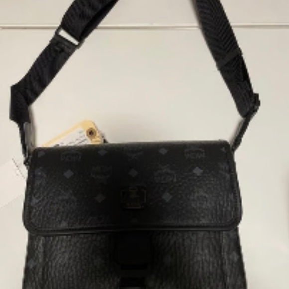 MCM Klassik Logo Patch Small Messenger Bag - Picture 5 of 6